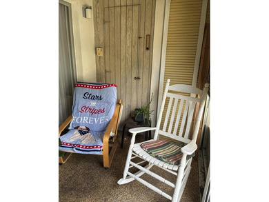 Ground floor 2 bedroom 1 bath condo. Gated complex minutes to - photo 1