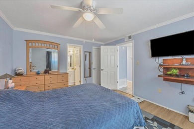 Turnkey 3/2 Condominium on Venice Island - First Floor Corner - photo 11