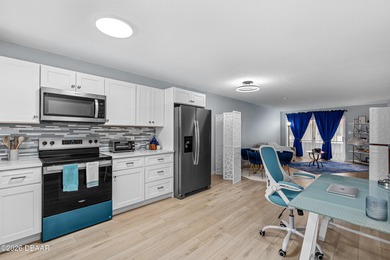 Experience effortless riverfront living at Riverside Condos in - photo 16