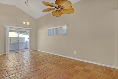 A GORGEOUS HUGE BEACHSIDE TOWNHOUSE! Just 1/2 mile from the - photo 16