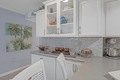 Turnkey 3/2 Condominium on Venice Island - First Floor Corner - photo 19