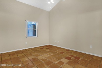A GORGEOUS HUGE BEACHSIDE TOWNHOUSE! Just 1/2 mile from the - photo 20