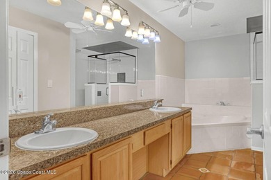 A GORGEOUS HUGE BEACHSIDE TOWNHOUSE! Just 1/2 mile from the - photo 21