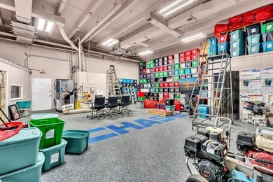 RARE 1.26-ACRE INDUSTRIAL COMPOUND: High-utility asset with - photo 33