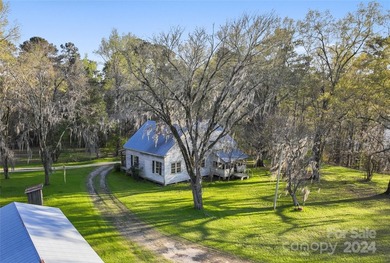 Goodwill Estate is a 736-acre, 7-parcel, gated haven. Surrounded - photo 37