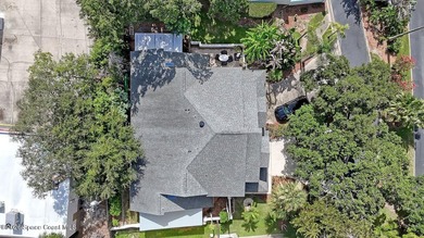 A GORGEOUS HUGE BEACHSIDE TOWNHOUSE! Just 1/2 mile from the - photo 44