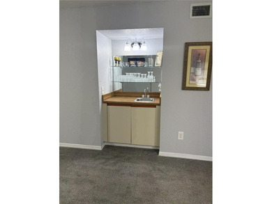 HIGHLY SOUGHT AFTER FIRST FLOOR CORNER UNIT.LOCATION IS ALWAYS - photo 8