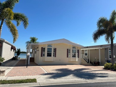 (private lake, pond, coastal) Home For Sale in Naples Florida