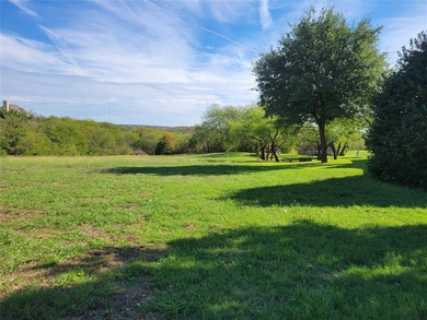Joe Pool Lake Lot For Sale in Grand Prairie Texas
