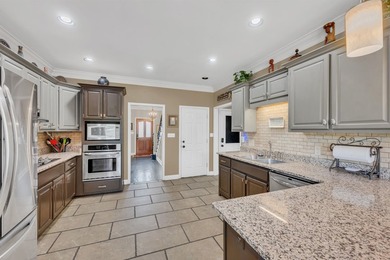 Discover this 3 Story Brick 4,500 s/f Beautiful Home in Turtle - photo 14