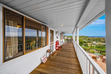 Turn-Key Texas Hill Country Hospitality Retreat! Blue Dove Inn & - photo 7