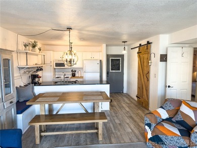 Welcome to Robinwood Condos-your gateway to lake living at its - photo 22