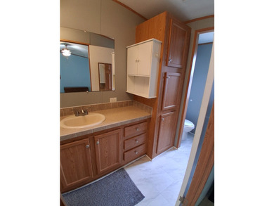 Updated 2 Bedroom, 2 Bath with a massive Florida Room and - photo 31
