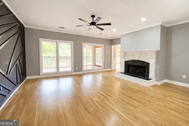 Gracefully positioned within the prestigious Providence Club in - photo 10