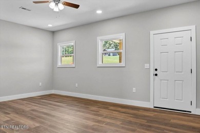 Great new construction underway in Rutledge! This 3 bedroom, 2 - photo 6