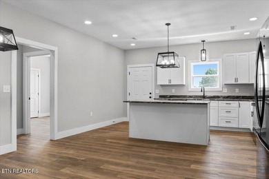 Great new construction underway in Rutledge! This 3 bedroom, 2 - photo 9
