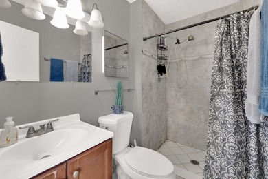 Come see this gorgeous fully remodeled 3-bedroom, 2-bathroom - photo 10