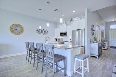 Welcome to effortless luxury living! This beautifully furnished - photo 5