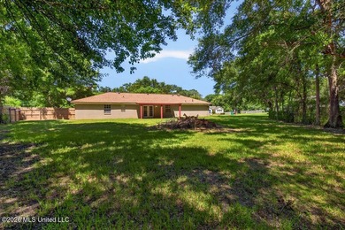 Charming home on a large lot in Ocean Springs a short drive from - photo 22