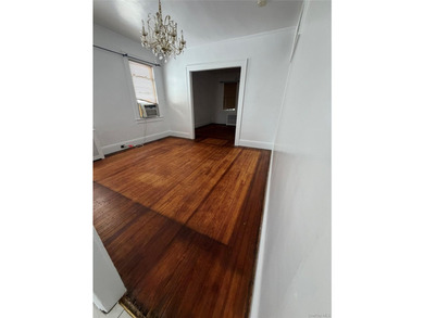 **Unlock the Potential in Wakefield!** Being Sold As Is - photo 4