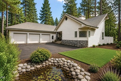 Custom single-level home overlooking the 8th fairway in the - photo 1
