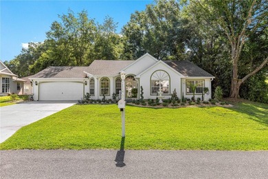 This fabulous 3 bedroom, 2 bath home is located in Oak Run - photo 1