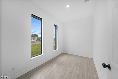 NEW CONSTRUCTION + $10,000 TOWARD BUYER CLOSING COSTS OR RATE - photo 8