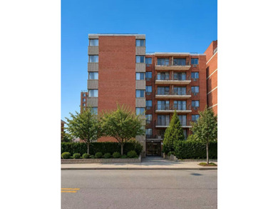 This property is situated in the most central and convenient - photo 1