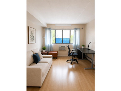 This property is situated in the most central and convenient - photo 5