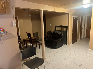 Excellent Investment Opportunity - Multi-Family Income - photo 5