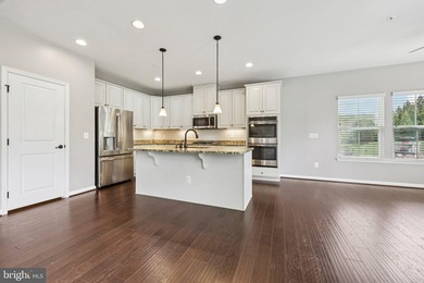 SELLER IS OFFERING TO PROVIDE CLOSING COST ASSISTANCE OR BUY - photo 13