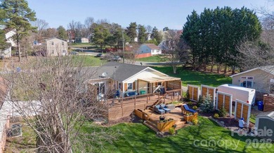 Lake Norman waterfront living is within reach with this - photo 19