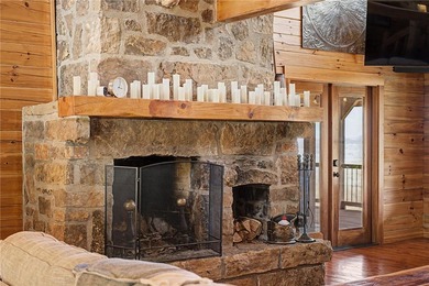 A truly one-of-a-kind legacy estate spanning nearly 100 acres of - photo 20