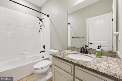 SELLER IS OFFERING TO PROVIDE CLOSING COST ASSISTANCE OR BUY - photo 31