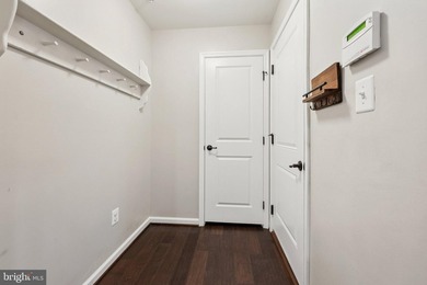 SELLER IS OFFERING TO PROVIDE CLOSING COST ASSISTANCE OR BUY - photo 32