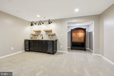 SELLER IS OFFERING TO PROVIDE CLOSING COST ASSISTANCE OR BUY - photo 35