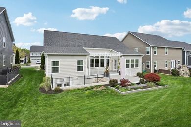 SELLER IS OFFERING TO PROVIDE CLOSING COST ASSISTANCE OR BUY - photo 50