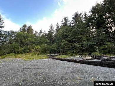 Rare opportunity to own 2.24 acres of waterfront property that - photo 6