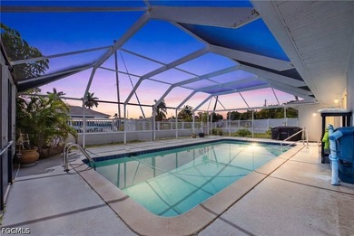 BOATER'S PARADISE WITH DIRECT GULF ACCESS! This beautifully - photo 3