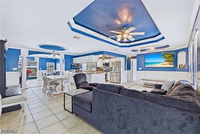 BOATER'S PARADISE WITH DIRECT GULF ACCESS! This beautifully - photo 8