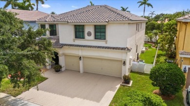 Lake Home For Sale in Pembroke Pines, Florida