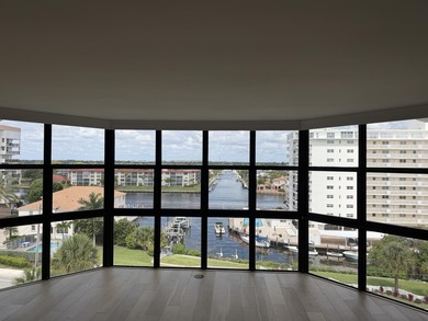 Oceanfront building located on the famous Hillsboro - photo 4