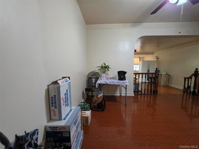 Spacious Coop featuring 1200 sf of living space, 2 Bedrooms with - photo 2