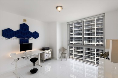 Situated in the renowned Icon Brickell-one of Miami's most - photo 17
