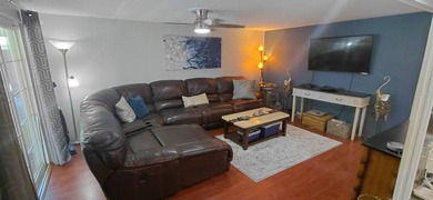 Nicely updated 2-bedroom home, 15 minutes to the beach and - photo 3