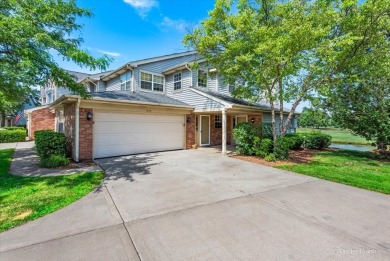 Lake Townhome/Townhouse Sale Pending in Glendale Heights, Illinois