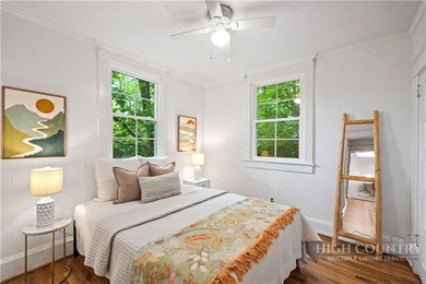 Classic Blowing Rock cottage filled with the timeless charm and - photo 11