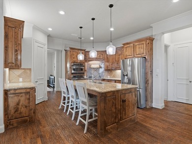 Excellent location, steps away from Castle Hills School! This - photo 16