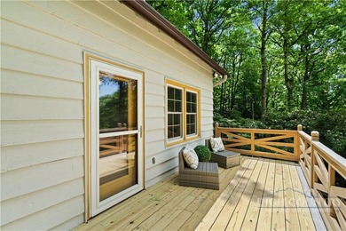 Classic Blowing Rock cottage filled with the timeless charm and - photo 20