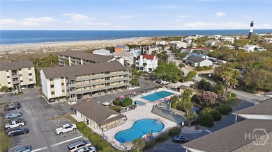 Oceanfront 2BR/2BA 856sqft Updated Vacation Rental Condo Located - photo 33